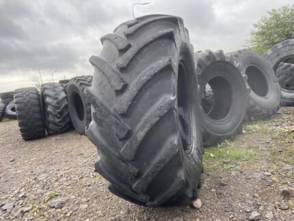 Opona przemysłowo rolnicza  MITAS ACG RADIAL   bieżnika