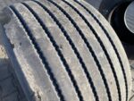 Używane opony do ciężarówek 445/45R19.5 ADVANCE GL251T / 8-9mm