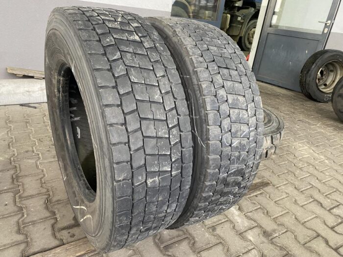 Używane opony do ciężarówek 315/70R22.5 BIEŻNIKOWANA TYP BRIDGESTONE M729 / 7-9mm