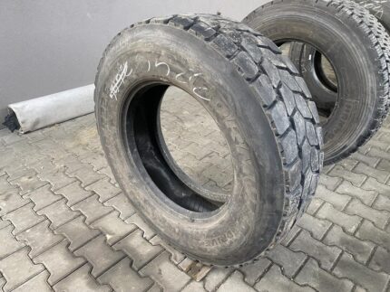 Używane opony do ciężarówek 315/70R22.5 BIEŻNIKOWANA TYP PIRELLI TG:01 / 12-13mm