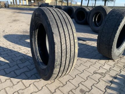 Używane opony do ciężarówek 315/60R22.5 PIRELLI FH:01 PROWAY / 7-9mm