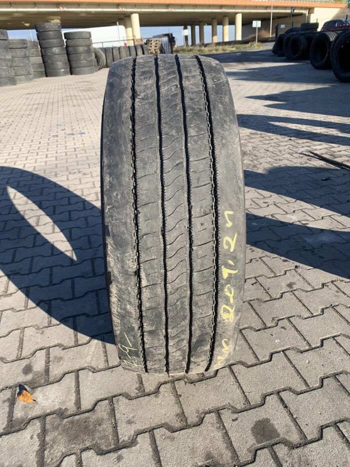 Używane opony do ciężarówek 315/60R22.5 PIRELLI FH:01 PROWAY / 7-9mm