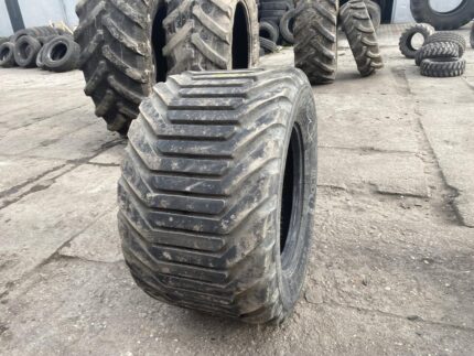 Opona przemysłowa  BKT FLOTATION    bieżnika