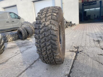 Opona przemysłowa ciężka GOODYEAMVT RADIAL   bieżnika