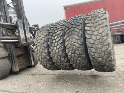 Opony do walców drogowych 335/80R20 12.5R20 DUNLOP SP PG8 / 80% bieżnika