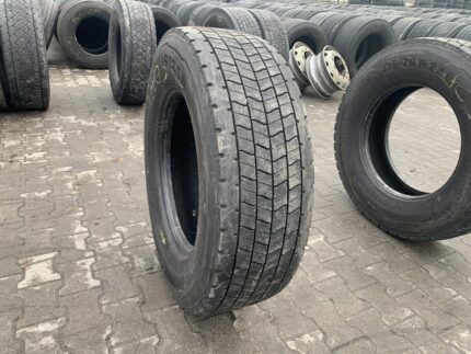 Używane opony do ciężarówek 315/70R22.5 CONTINENTAL CONTI  HYBRID HD3 / 9-11mm