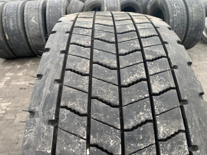Używane opony do ciężarówek 315/70R22.5 CONTINENTAL CONTI  HYBRID HD3 / 9-11mm