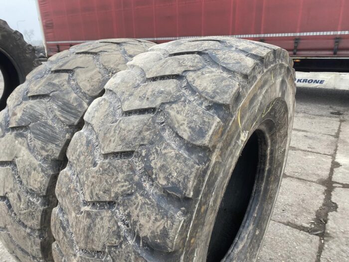 Opony do walców drogowych 17.5R25 GOODYEAR RT-38 / 30% bieżnika