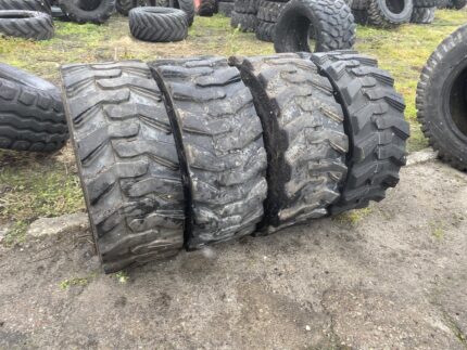 Opony do walców drogowych 27X10.50-15 BKT WIDE WALL / 80% bieżnika