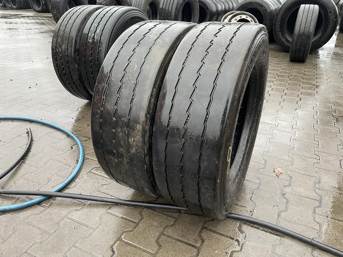 Używane opony do ciężarówek 255/60R19.5 MICHELIN X MAXITRAILER XTA+E / 5-6mm Używane opony do ciężarówek 255/60R19.5 MICHELIN X MAXITRAILER XTA+E / 5-6mm
