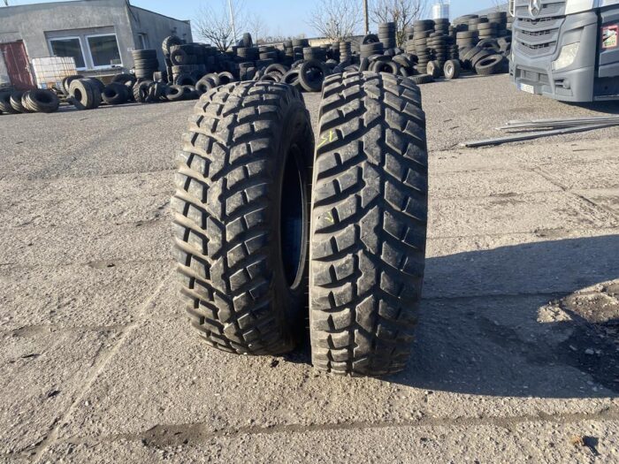 Opony do walców drogowych 360/80R24 13.6R24 NOKIAN TRI2  / 80% bieżnika