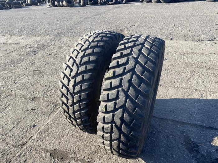 Opony do walców drogowych 360/80R24 13.6R24 NOKIAN TRI2  / 80% bieżnika