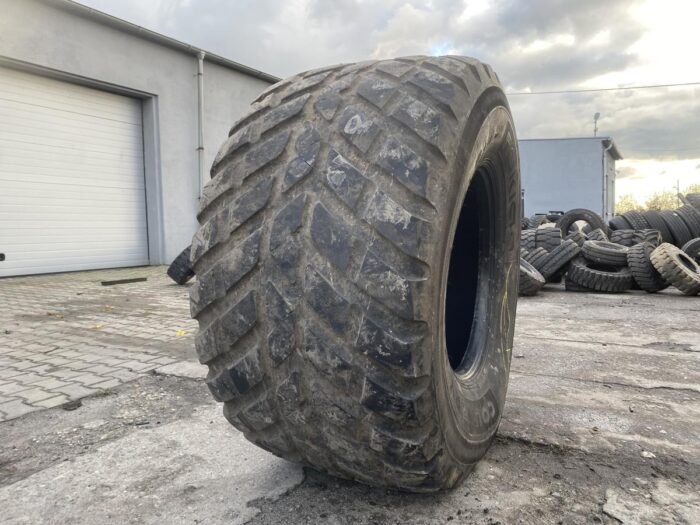 Opony do przyczepy rolniczej 710/50R26.5 NOKIAN CUNTRY KING / 80% bieżnika