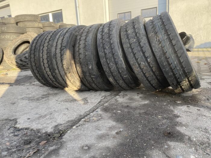 Opony do maszyn leśnych 7.00R12 CONTINENTAL RV20 RADIAL / 90% bieżnika