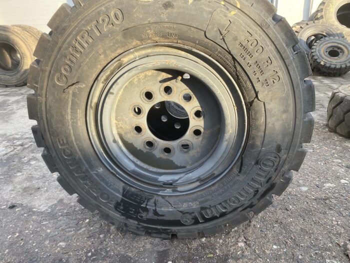Opony do maszyn leśnych 7.00R12 CONTINENTAL RT20 RADIAL / 90% bieżnika