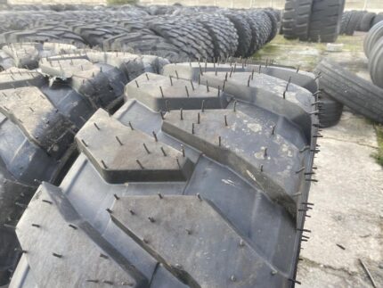 Opony do maszyn leśnych 315/80R22.5 BOKATERRA BAGGER II / KOPARKI 100% BIEŻNIKA