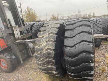 Opony do maszyn leśnych 20.5-25 20.5R25 BKT XL-GRIP / 80% bieżnika