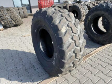 Opona budowlana do ładowarek MITAS EM