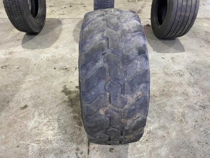 Opona przemysłowa do ładowarek MITAS EM