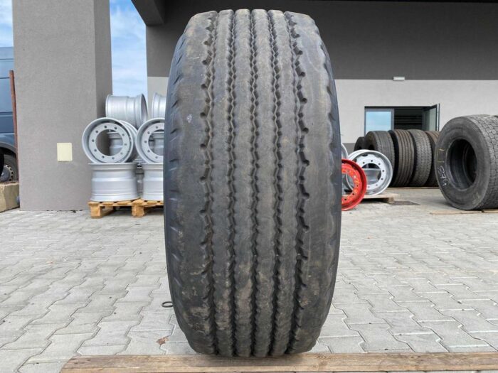 BRIDGESTONE VSteel R