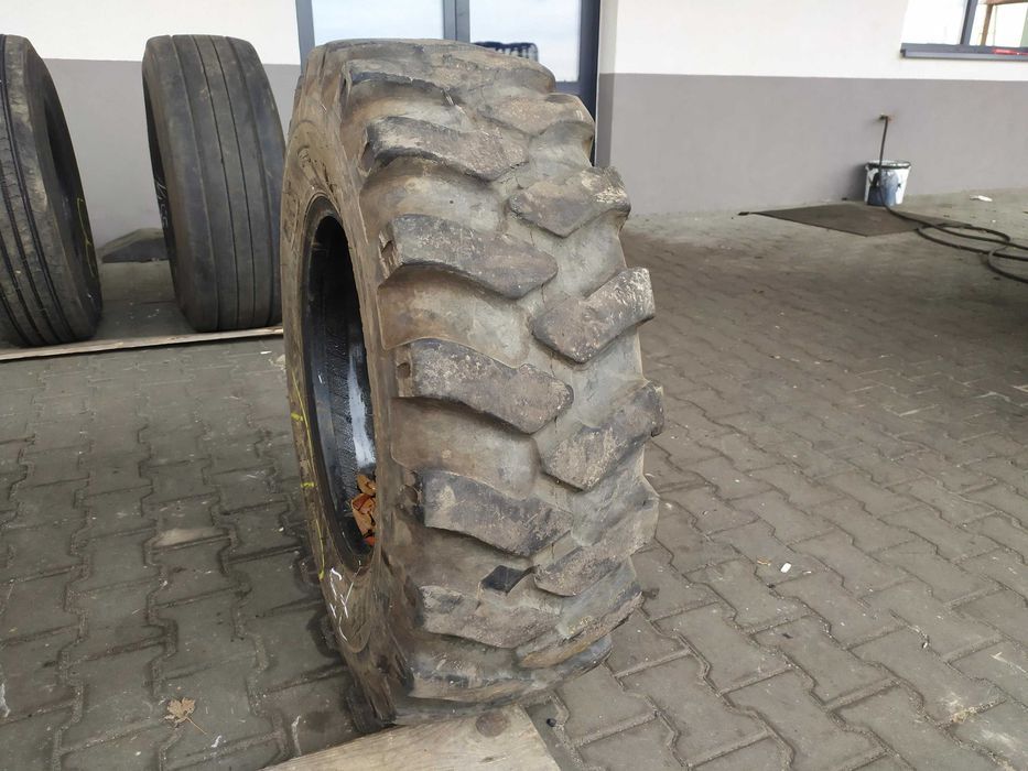 Opona przemysłowa do koparek 12.5-20 BKT MP530 Opona przemysłowa do koparek BKT MP