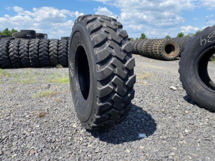  Opona przemysłowa do ładowarek CAMSO MPT R