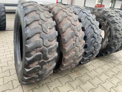  Opona przemysłowa do ładowarek DUNLOP SP T