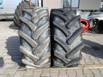  Opona budowlana do ładowarek  MITAS TR