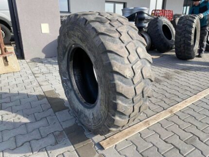 Opona budowlana do ładowarek ALLIANCE CMS