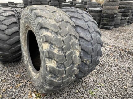  Opona przemysłowa do ładowarek ALLIANCE CMS 