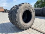 Opona przemysłowa do ładowarek CAMSO MPTR