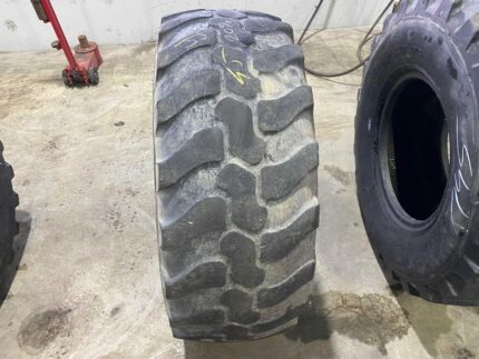 Opona przemysłowa do ładowarek DUNLOP SP T