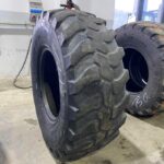  Opona przemysłowa do ładowarek DUNLOP SP T