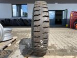 Opona do maszyn budowlanych  KUMHO POWELUG