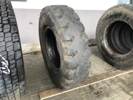 Opona przemysłowa do koparek MICHELIN X MINE D
