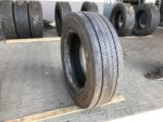 Używane opony do ciężarówek 275/70R22.5 PIRELLI MC01 / 10-11mm