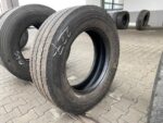 Używane opony do ciężarówek 275/70R22.5 PIRELLI MC88 II AMARANTO / 9-10mm