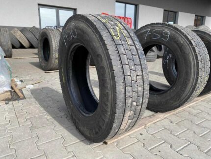 Używane opony do ciężarówek 285/70R19.5 CONTINENTAL LDR1 / 7-8mm