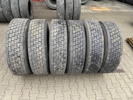 Używane opony do ciężarówek 295/80R22.5 BIEŻNIKOWANE TYP KOSTKA / 11-13mm