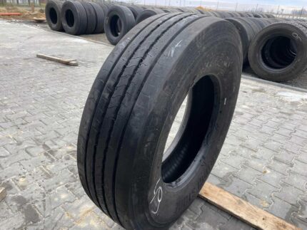 Używane opony do ciężarówek 295/80R22.5 BRIDGESTONE R-STEER 001 / 10MM