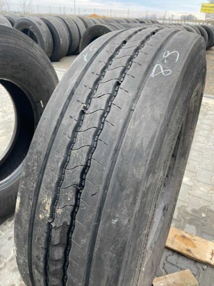 Używane opony do ciężarówek 295/80R22.5 BRIDGESTONE R-STEER 001 / 8-9MM