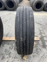 Używane opony do ciężarówek 295/80R22.5 BRIDGESTONE R-STEER 001 / 8-9MM