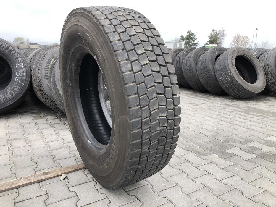 Używane opony do ciężarówek 295/80R22.5 BRIDGESTONE R-DRIVE 001 / 10-15mm Używane opony do ciężarówek 295/80R22.5 BRIDGESTONE R-DRIVE 001 / 10-15mm