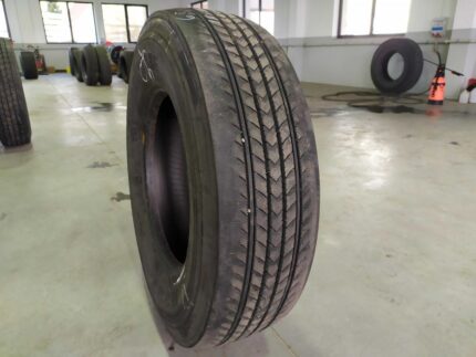 Używane opony do ciężarówek 295/80R22.5 BRIDGESTONE R227 / 10-11mm