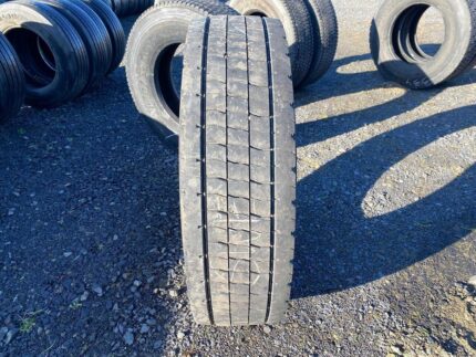 Używane opony do ciężarówek 295/80R22.5  CONTINENTAL CITY SERVICE HD3 / 10-13mm