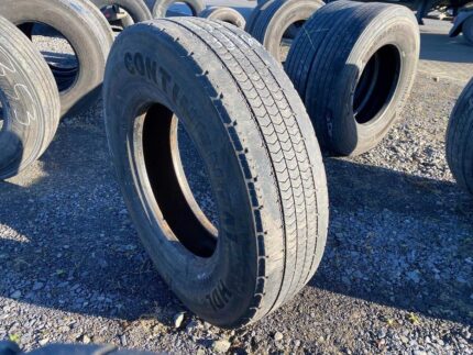 Używane opony do ciężarówek 295/80R22.5 CONTINENTAL HDL1 / 7-8mm