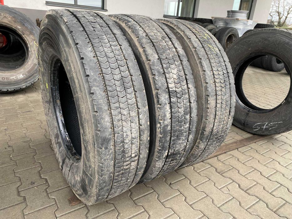 Używane opony do ciężarówek 295/80R22.5 CONTINENTAL HDL1 / 12-14mm Używane opony do ciężarówek 295/80R22.5 CONTINENTAL HDL1 / 12-14mm