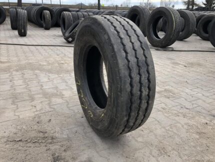 Opony ciężarowe 235/75R17.5 PIRELLI ST:01 / 10-11mm