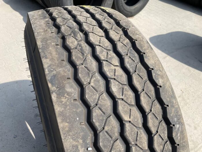 Opona używana ciężarowa naczepowa 385/65R22.5 BERLINER E3T / 13-14mm