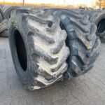  Opony do przyczepy rolniczej 400/70-20 16/70-20 BKT CONSTAR / 70% bieżnika